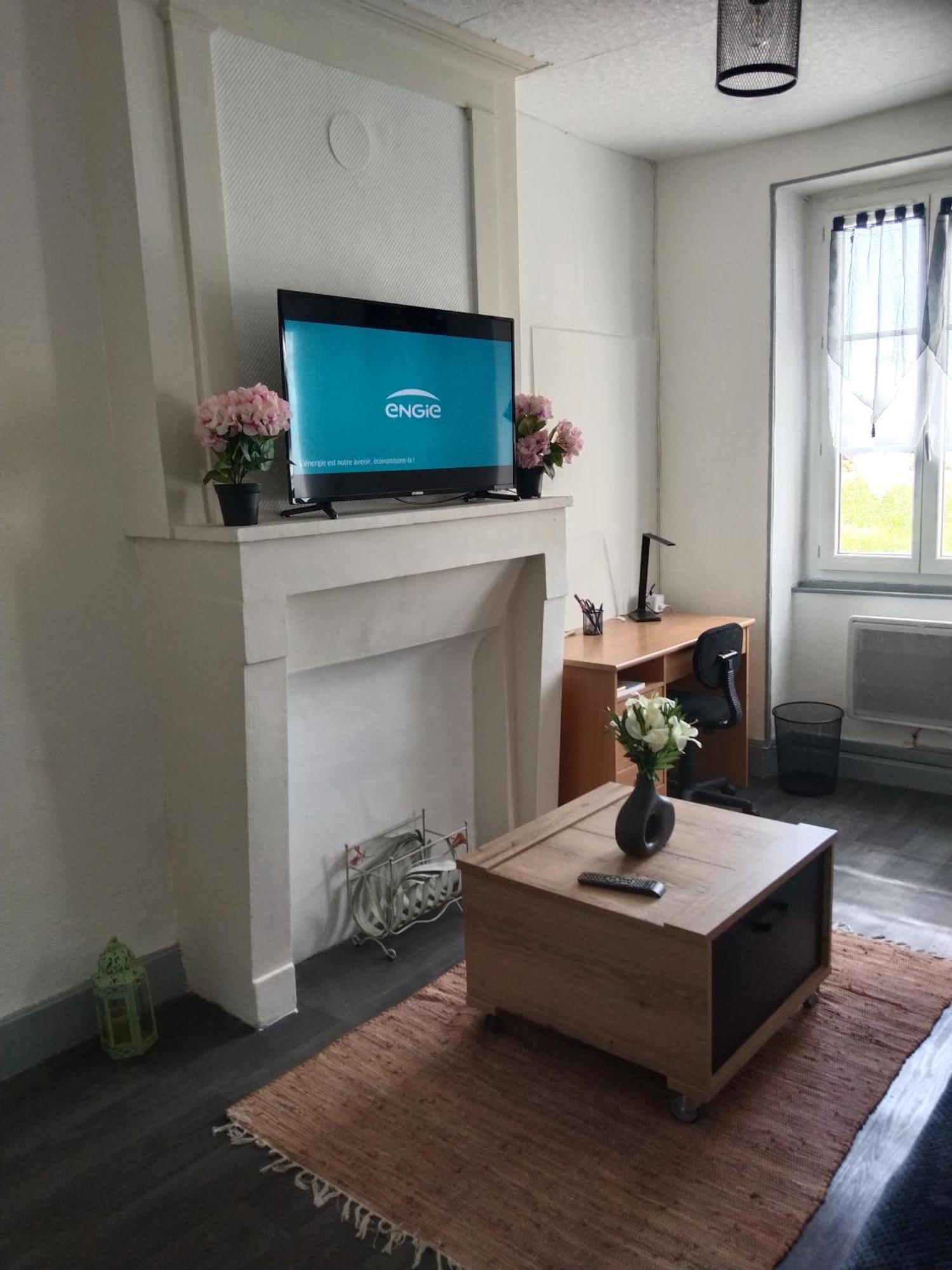 Saturne Apartment Fourchambault Bagian luar foto